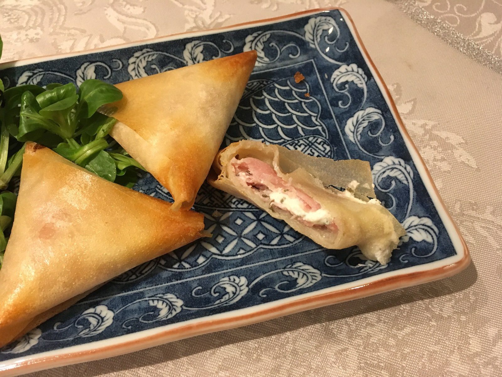 Samoussa au chèvre et bacon