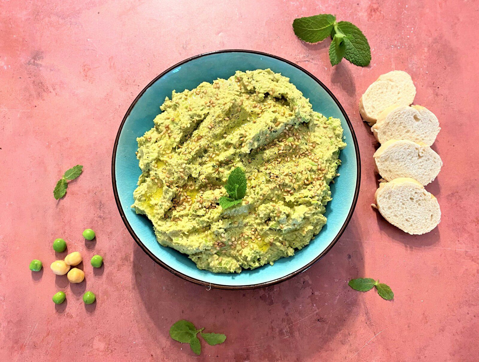 Houmous aux petits pois et à la menthe
