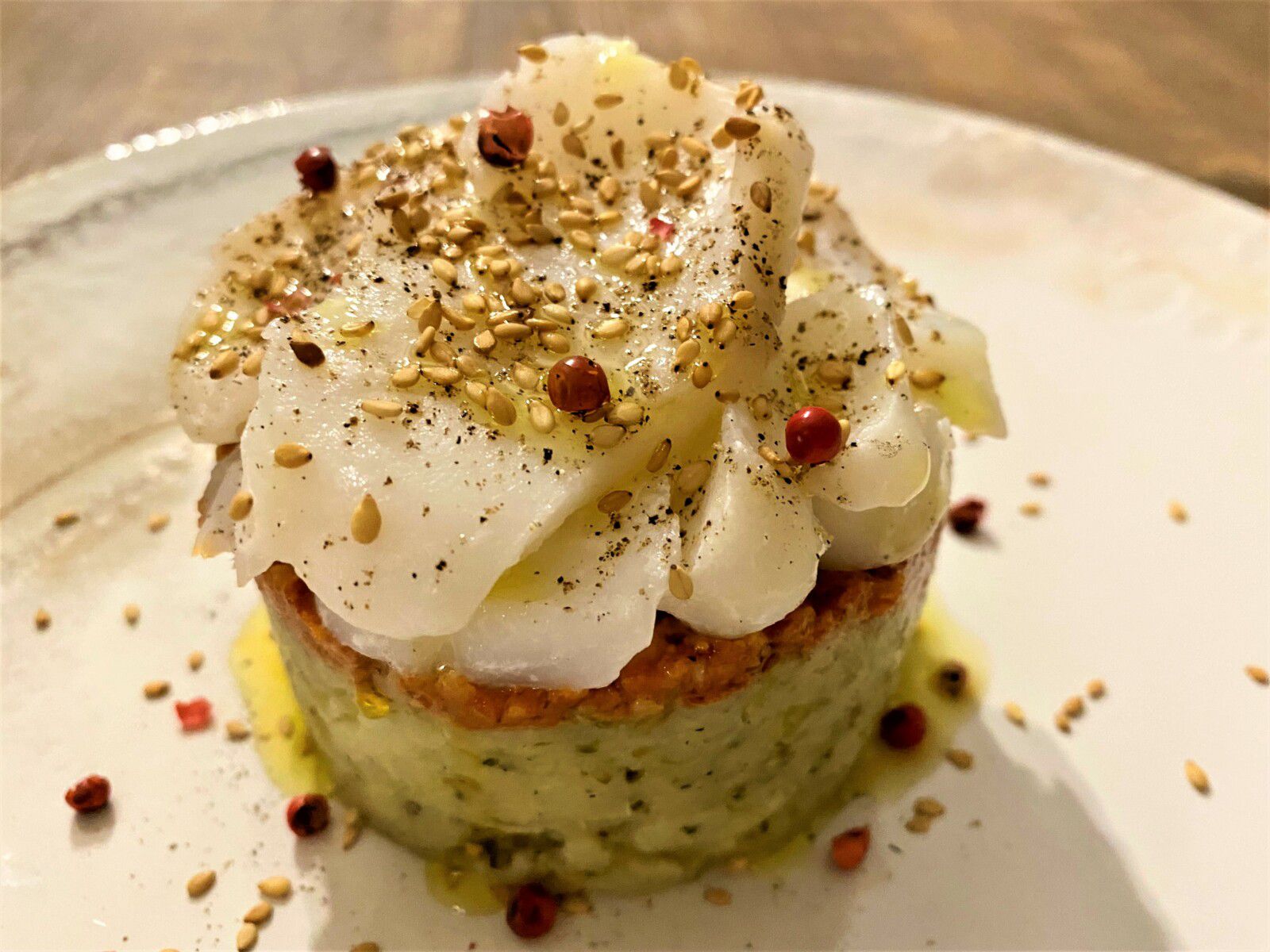 Dos de cabillaud au pesto rouge et son écrasé de pommes de terre au brocoli