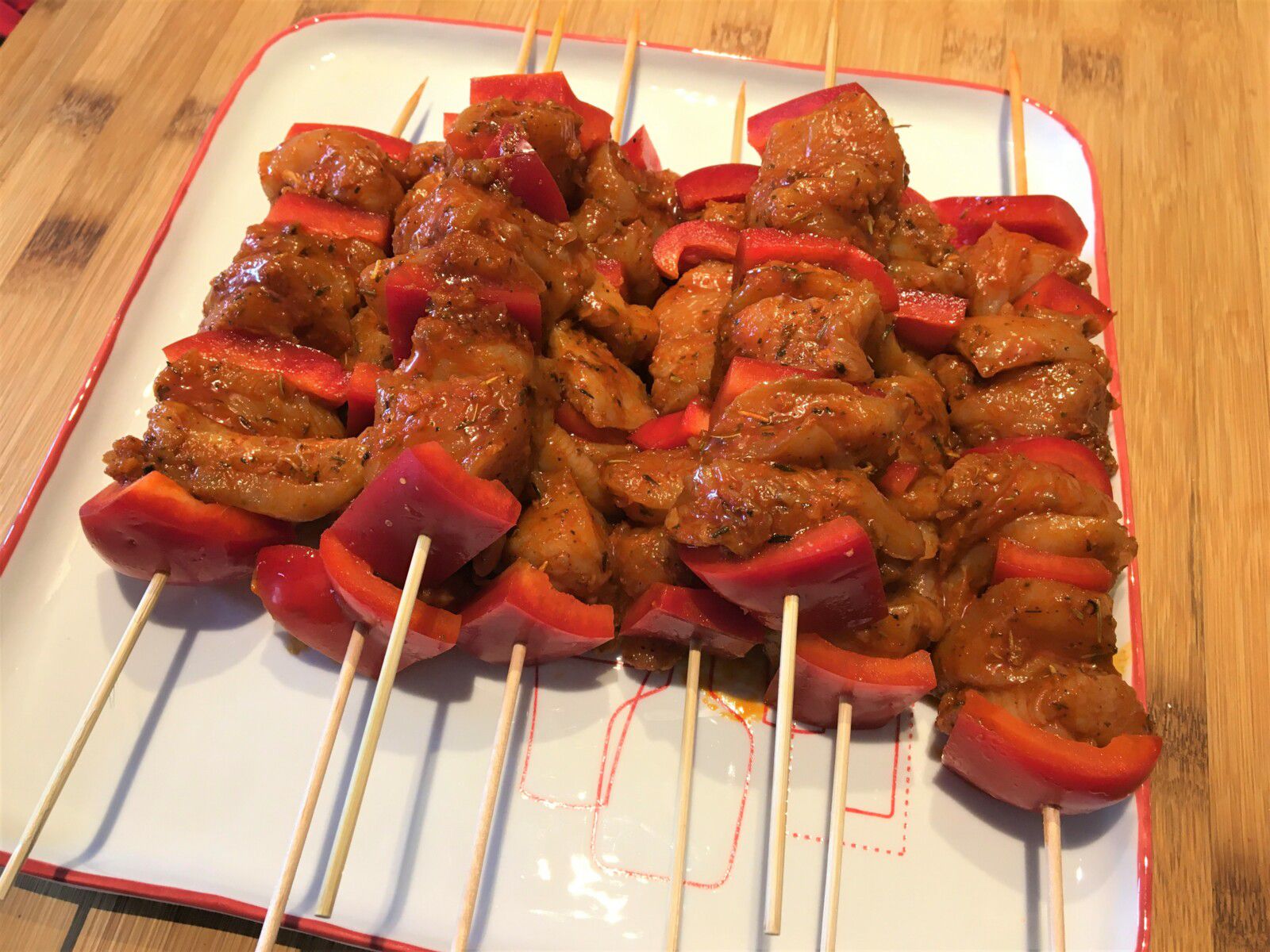 Brochettes de poulet au paprika et aux herbes de Provence