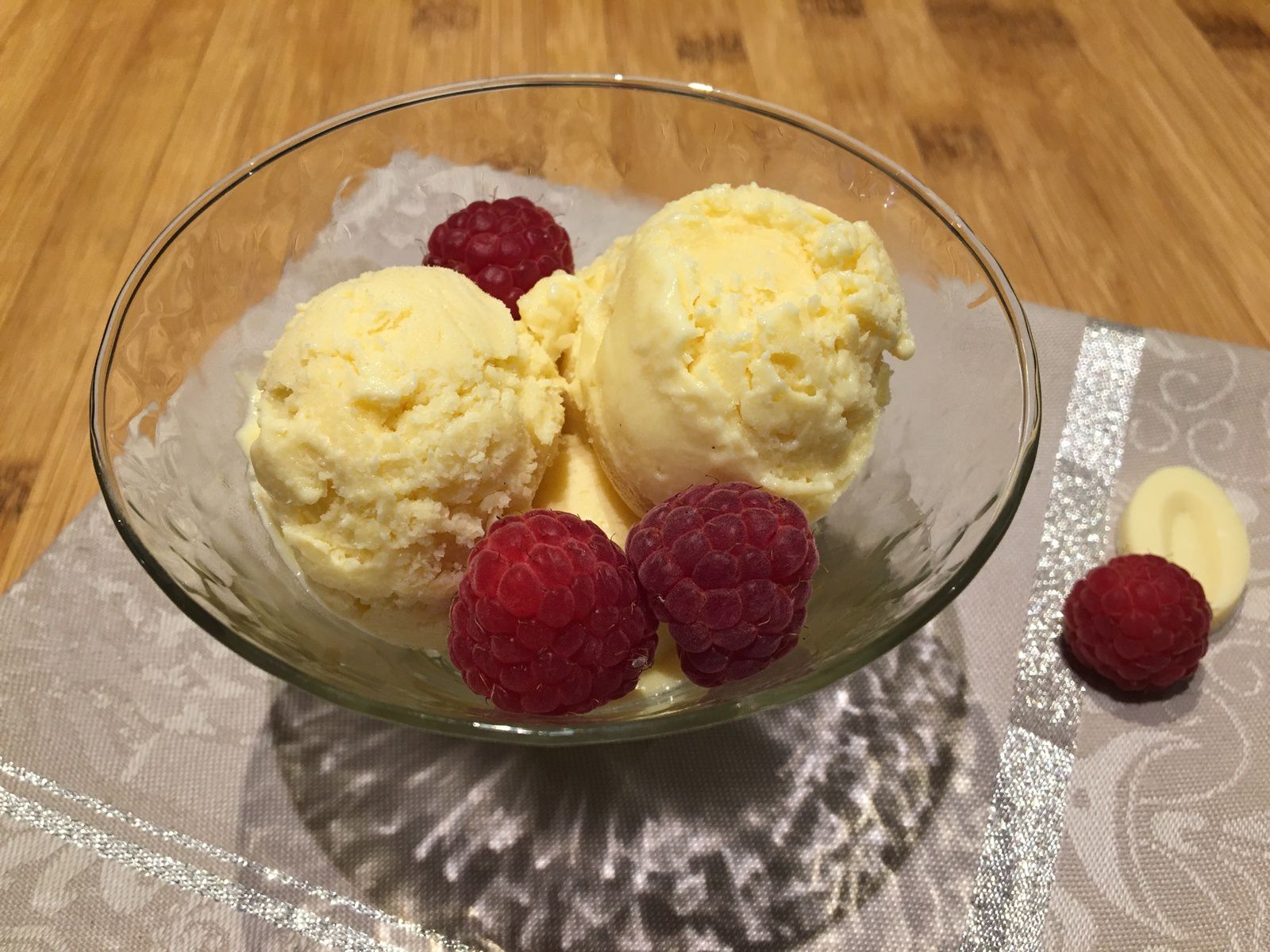 Glace au chocolat blanc maison