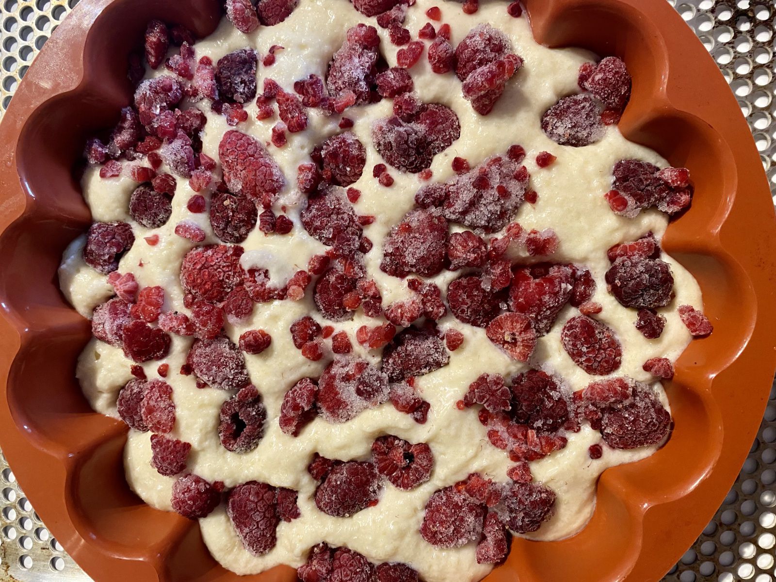 Fondant à la ricotta, amandes et framboises