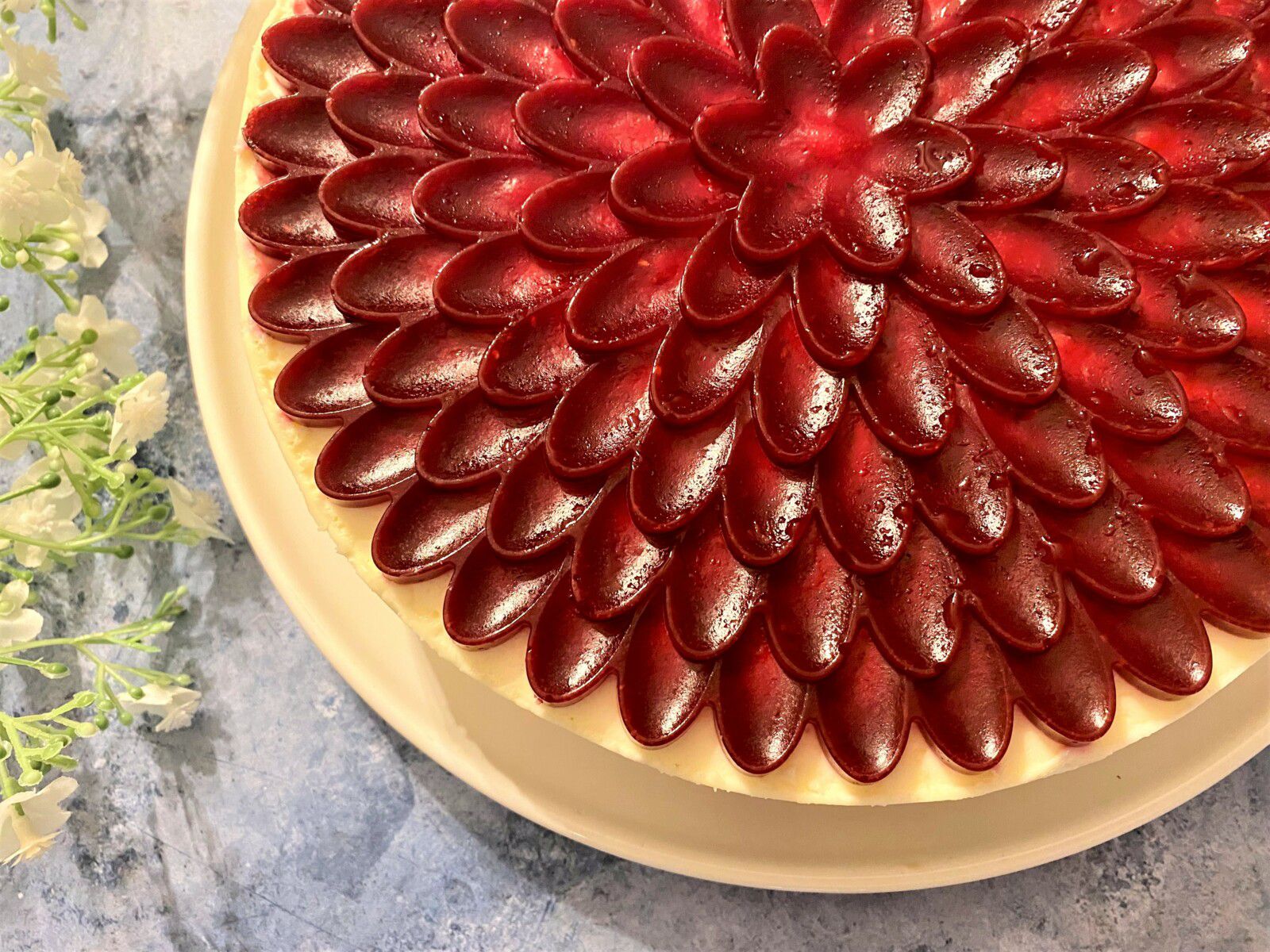 Entremets aux fruits rouges et au chocolat blanc