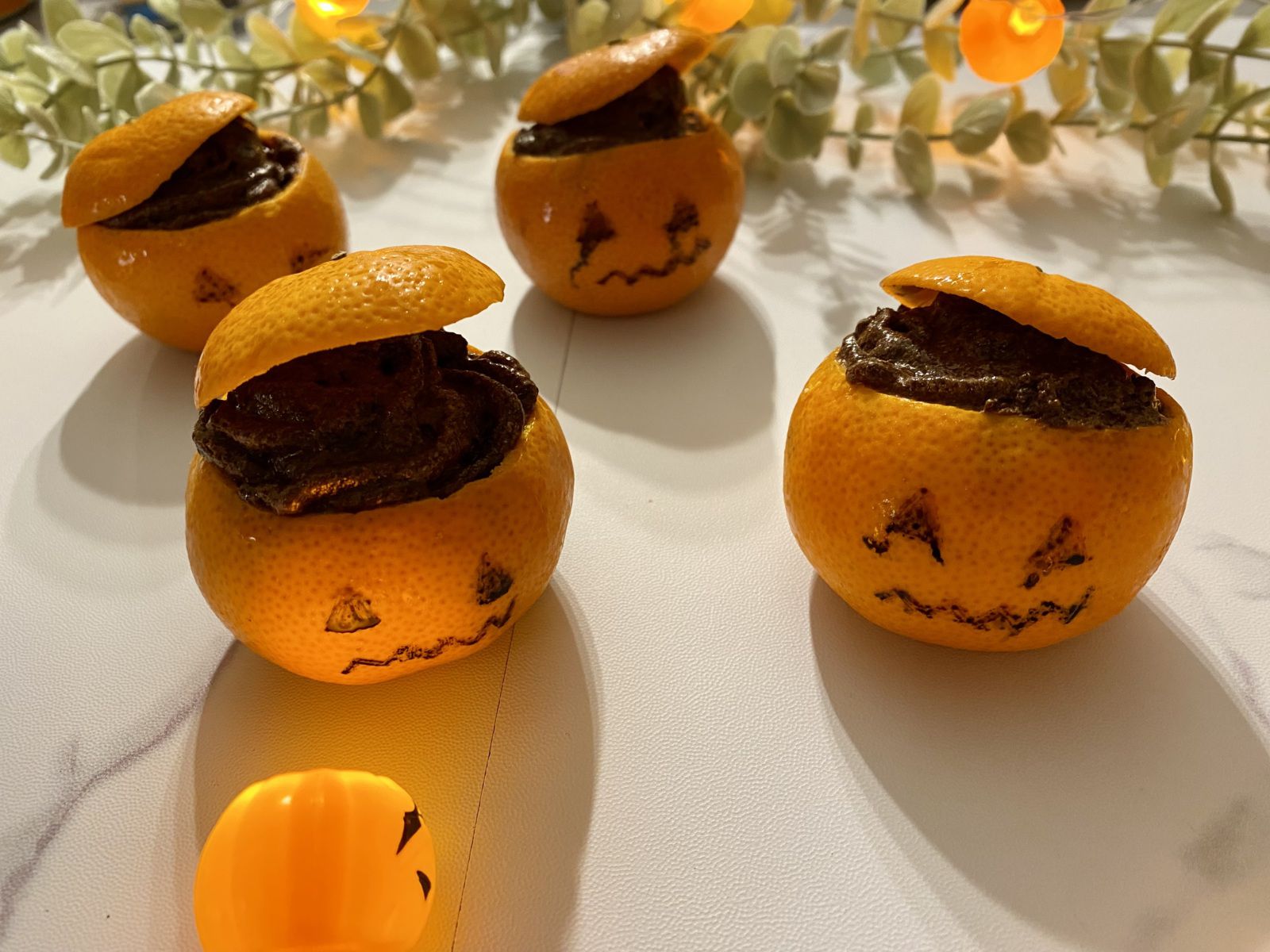 Clémentines d'Halloween à la mousse au chocolat