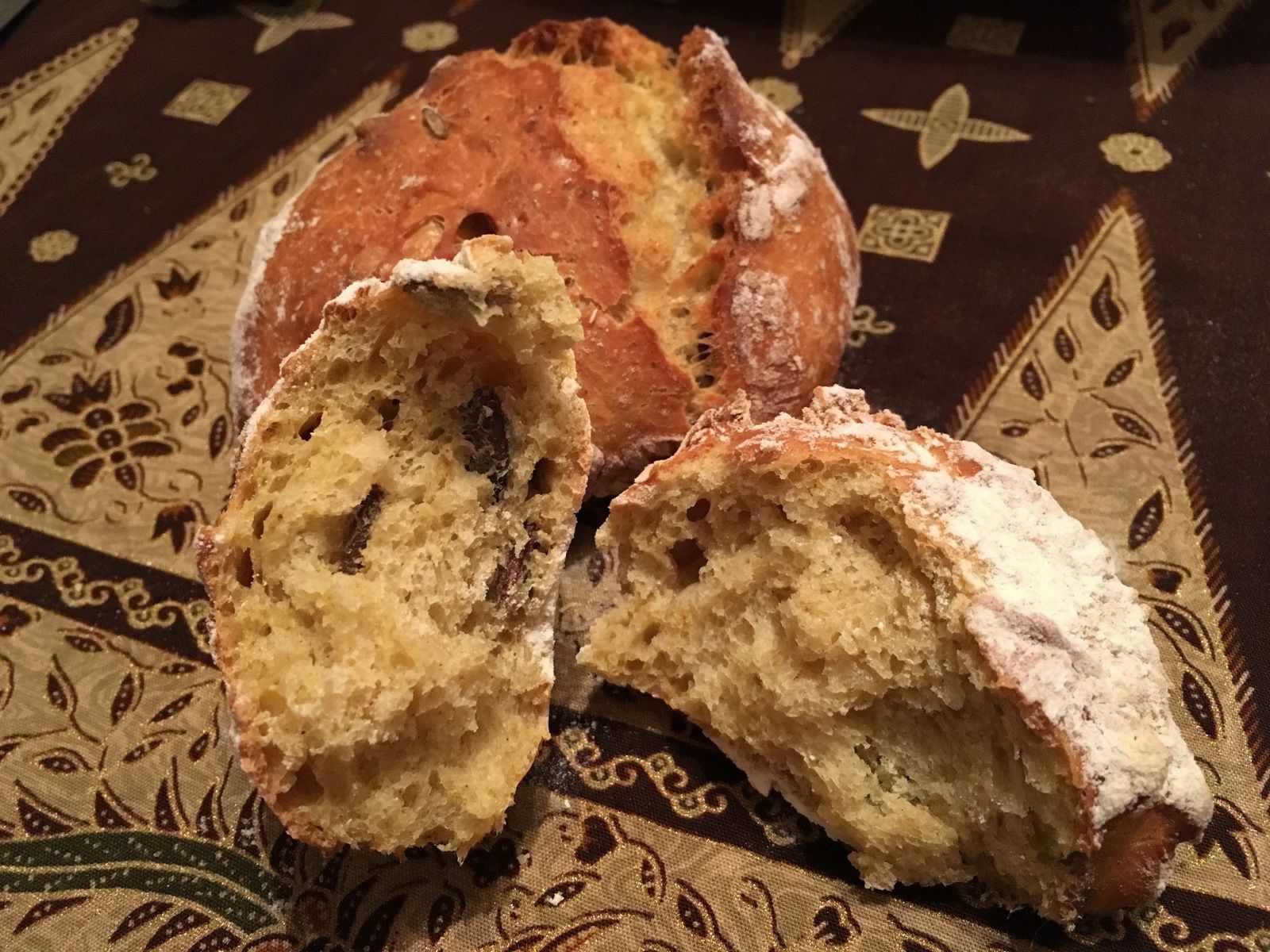 Pain au curry et graines de courges