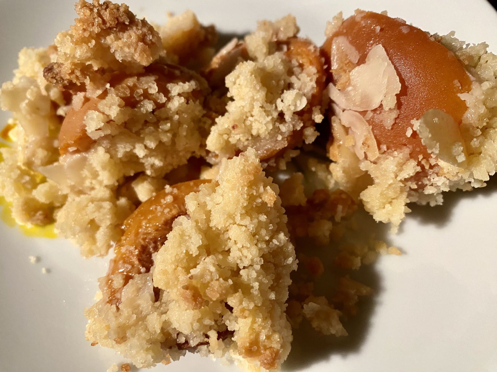 Crumble à l'abricot et à l'amande