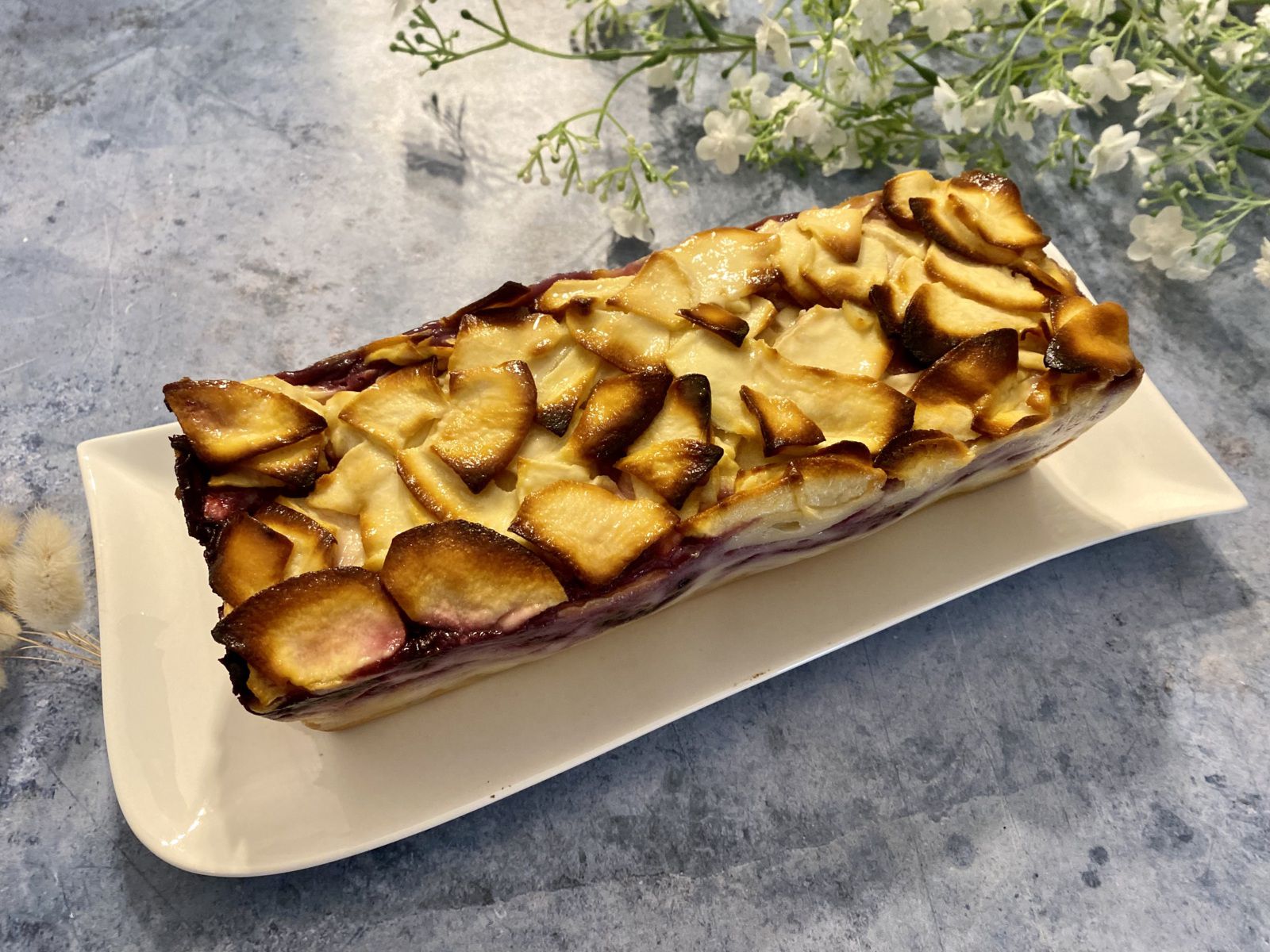 Gâteau invisible pomme, citron et myrtilles