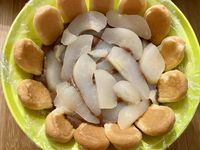 Charlotte au chocolat et poires