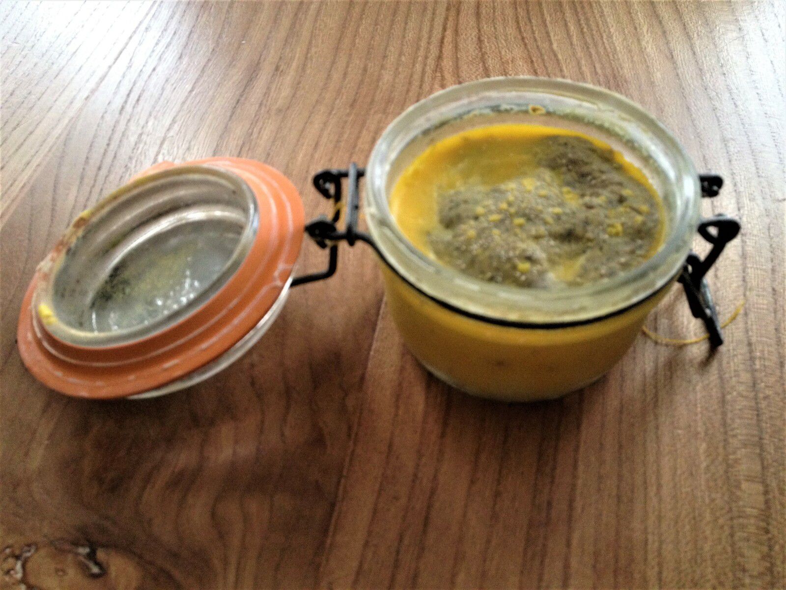 Foie gras mi-cuit maison en bocal