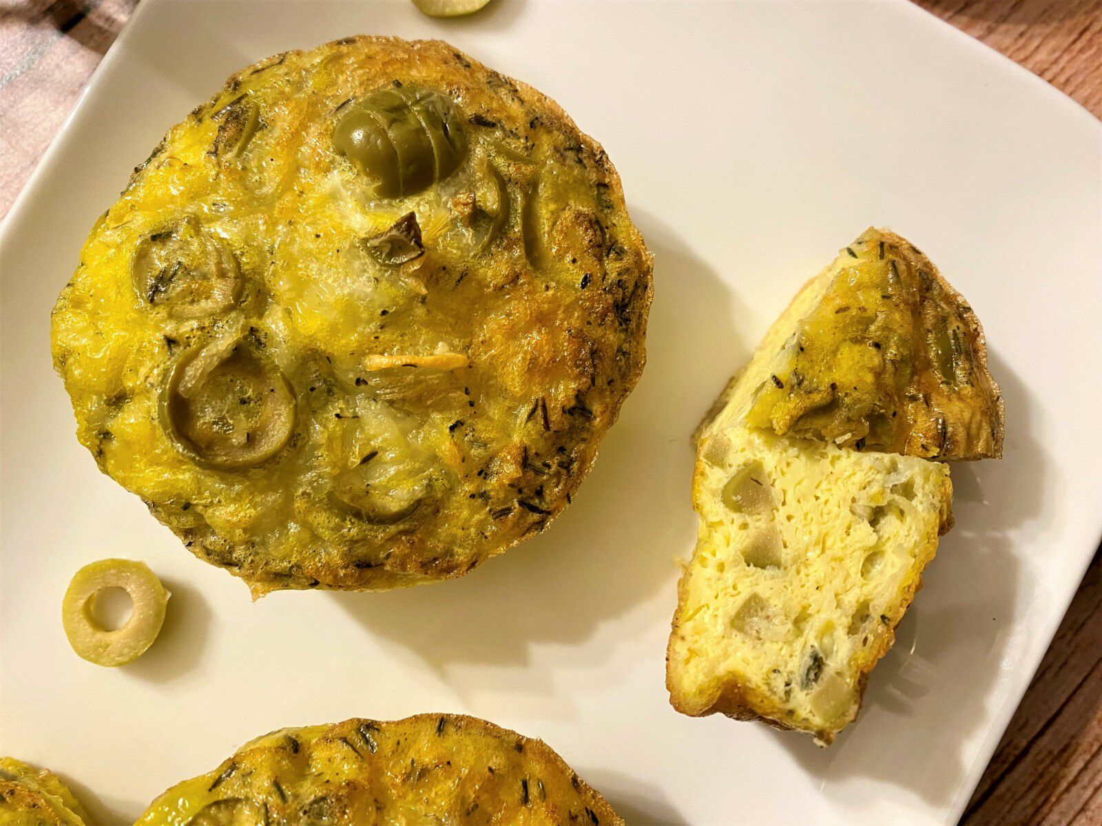 Frittata aux olives et comté
