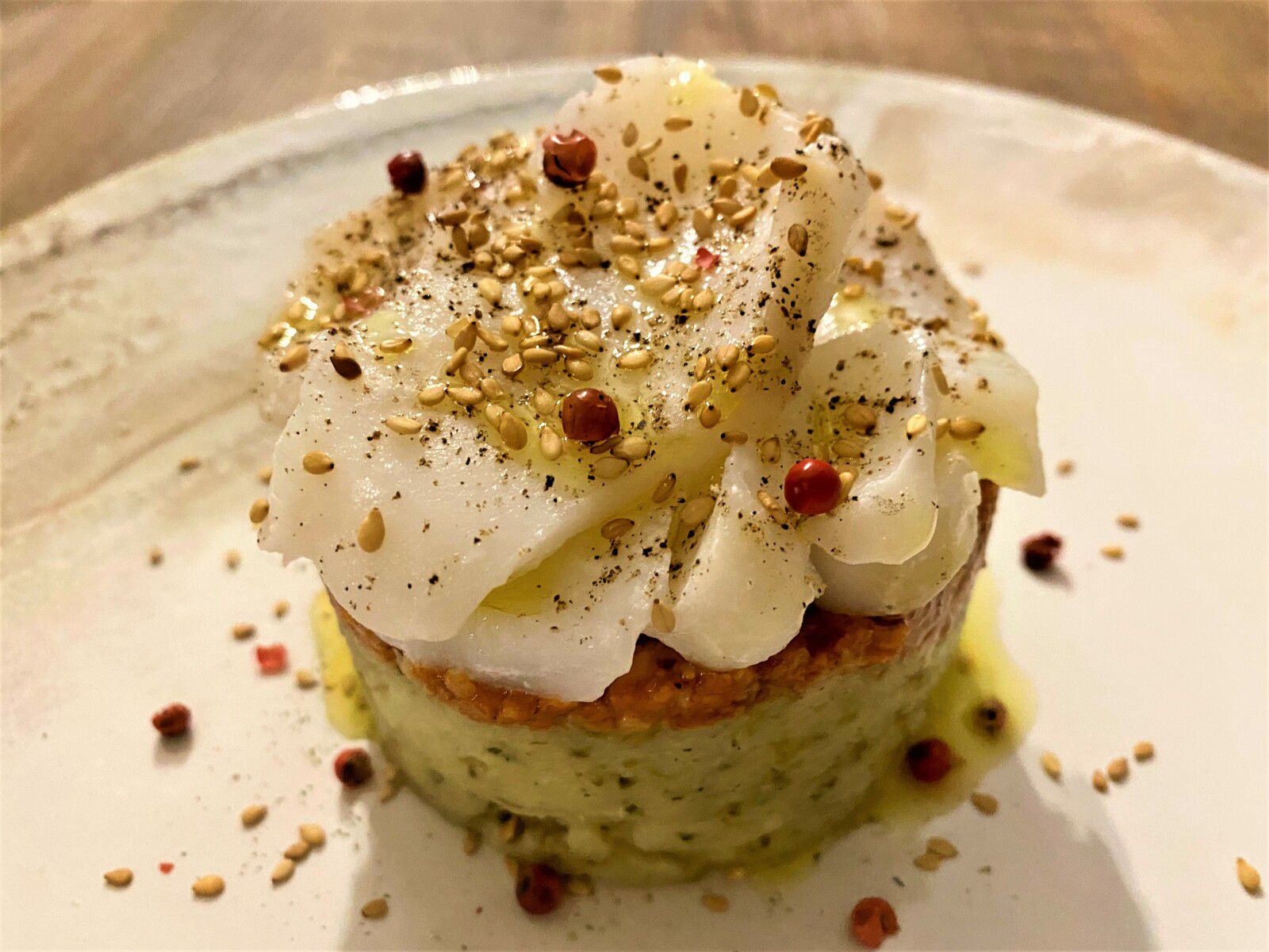 Dos de cabillaud au pesto rouge et son écrasé de pommes de terre au brocoli