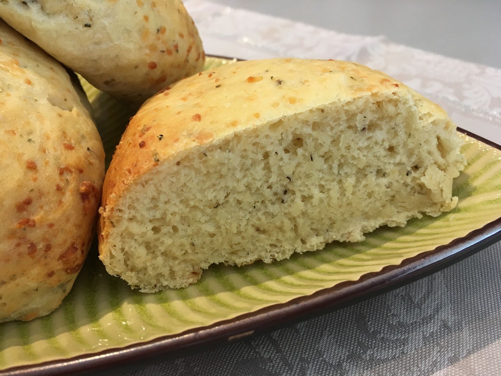 Pain ultra moelleux aux herbes de Provence