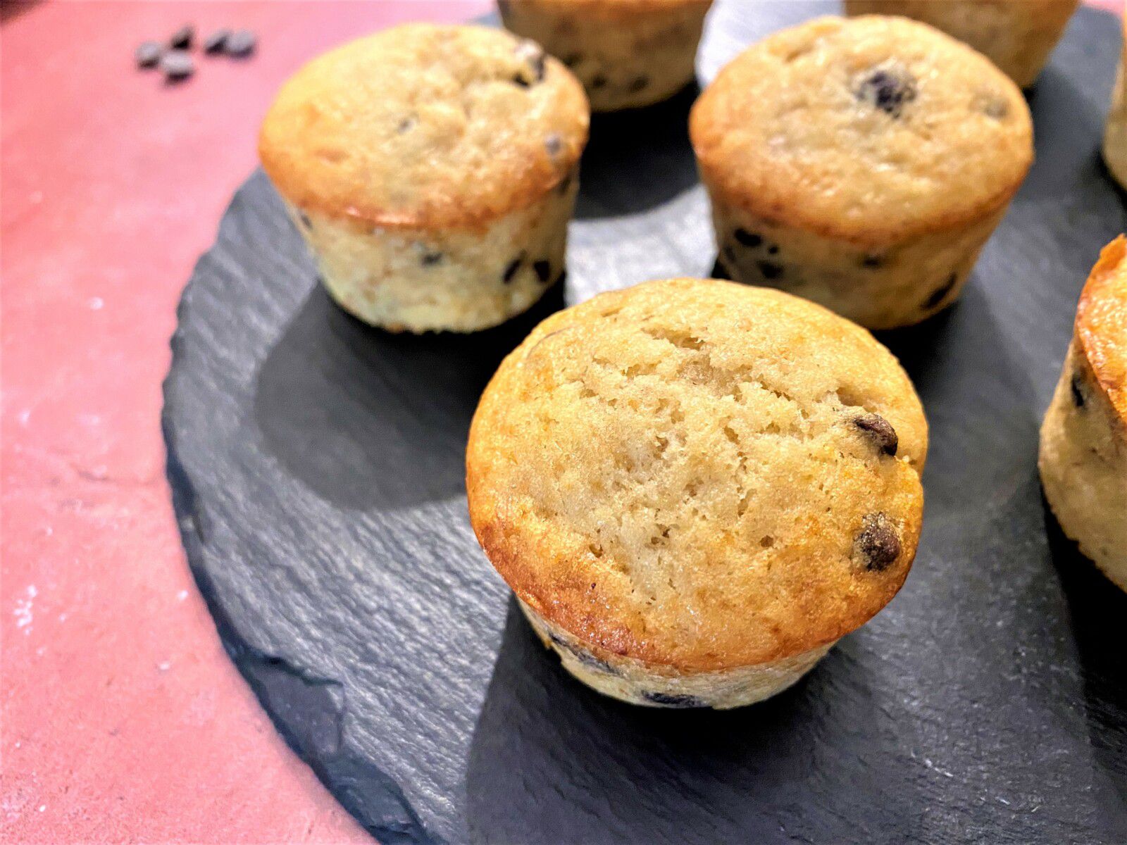 Mini muffins à la banane et aux pépites de chocolat