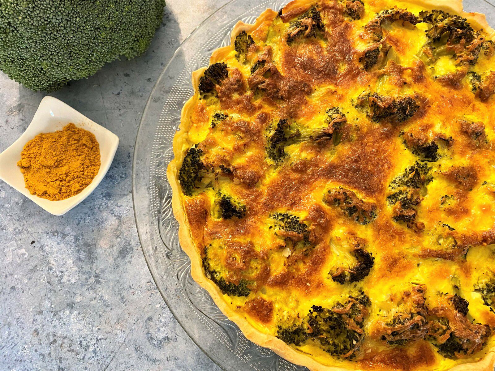 Tarte au brocoli, dinde et citron confit
