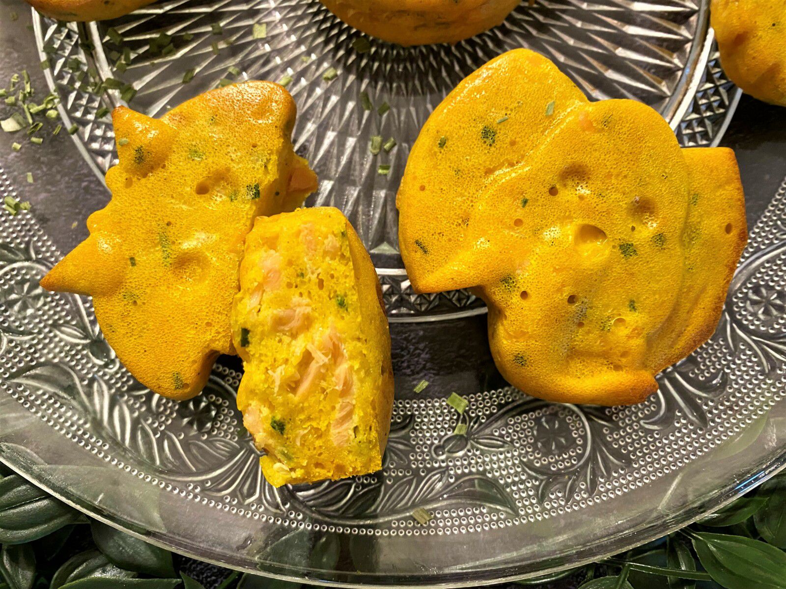 Cakes au saumon fumé et curcuma