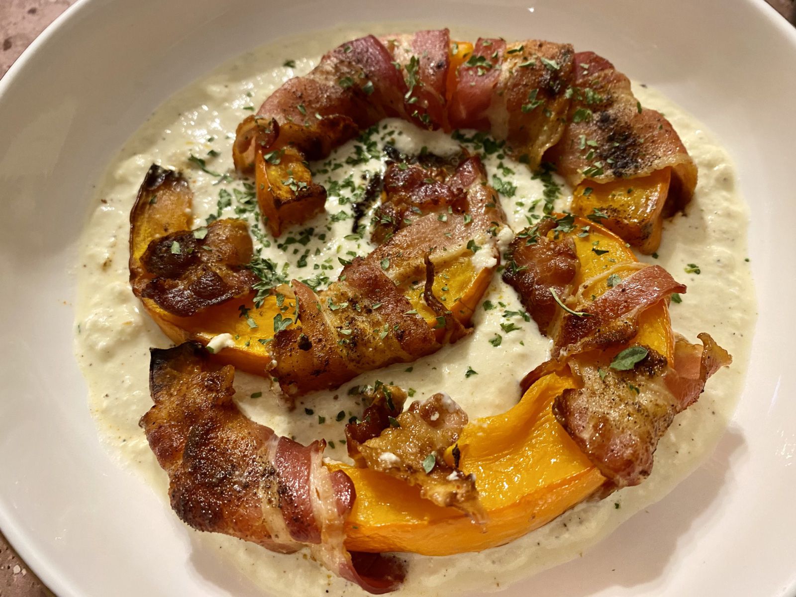 Potimarron lardé à la crème de Saint-marcellin