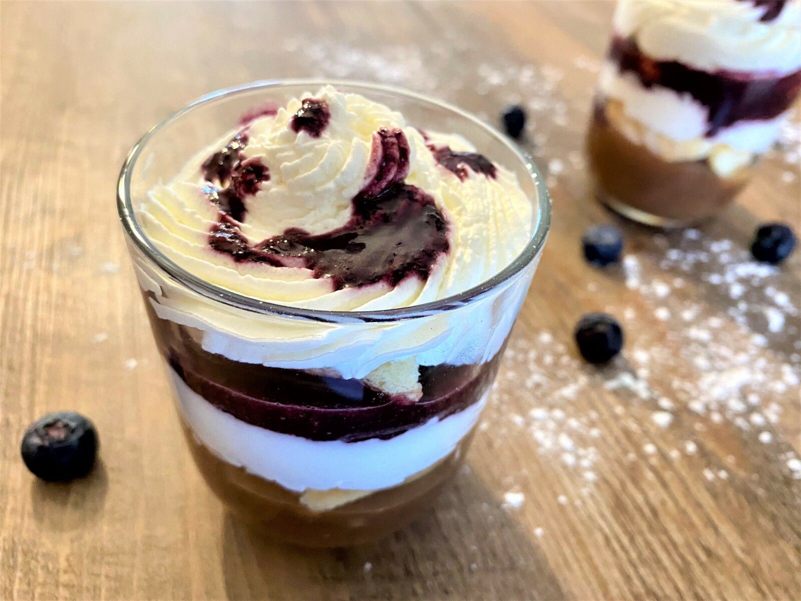 Verrine à la crème de marrons et aux myrtilles