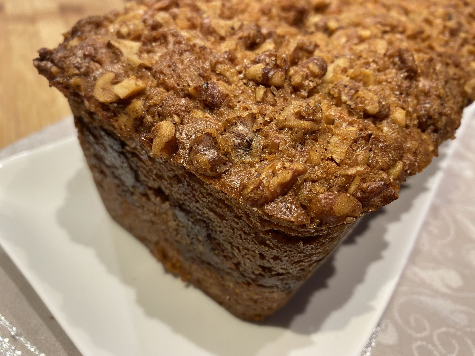 Cake aux noix et halva de Yotam Ottolenghi