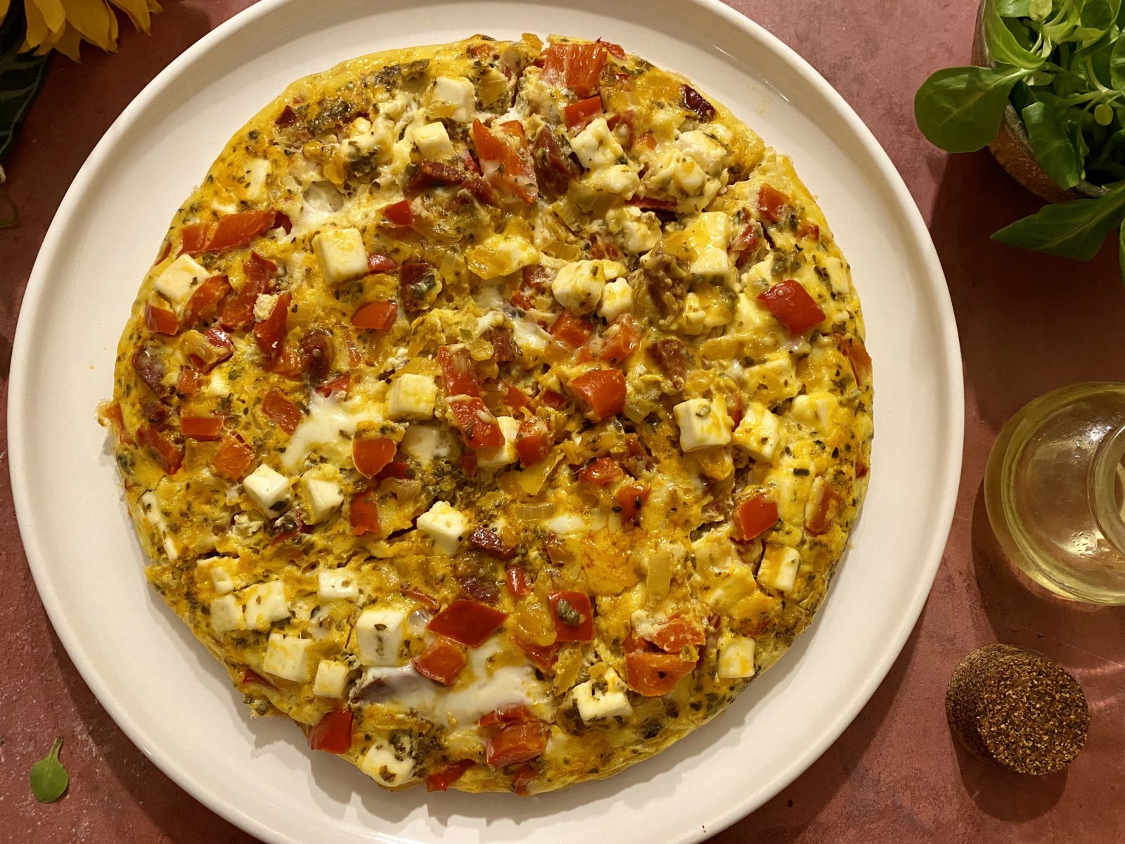 Tortilla au poivron, feta et chorizo