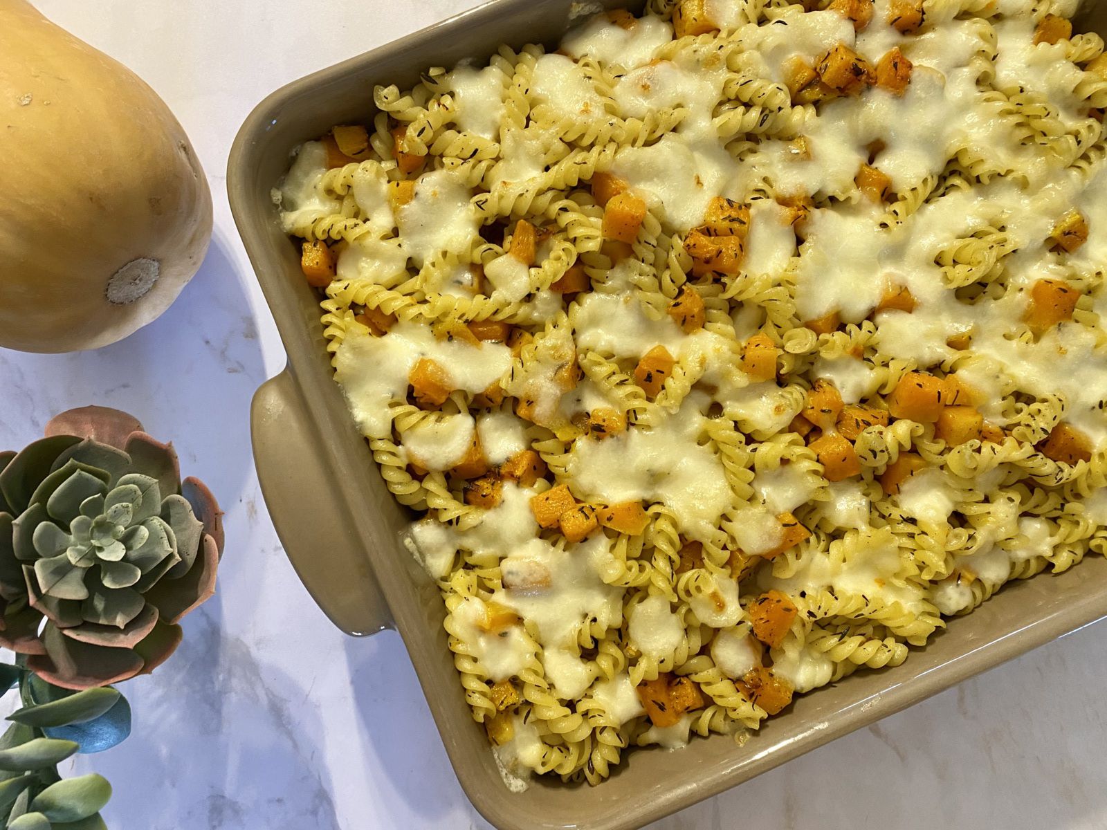 Gratin de pâtes à la butternut et mozzarella