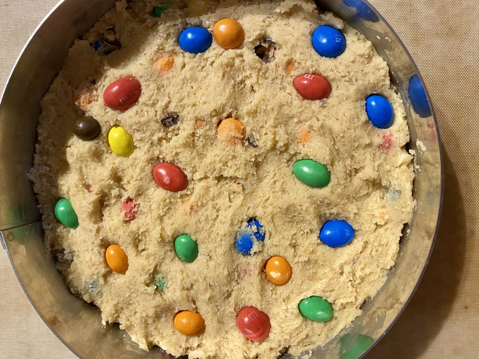 Cookie géant aux M&amp;M's